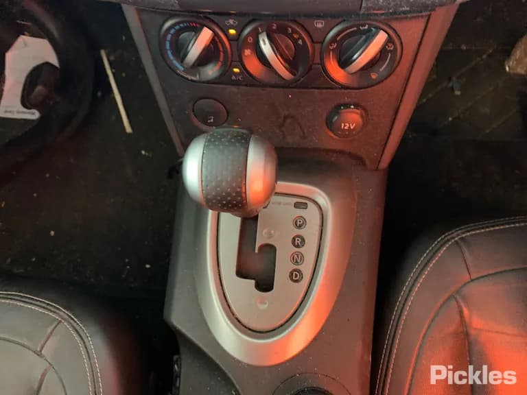 2009 Nissan Dualis Used VIN SJNFBNJ10A1465668 – photo 24 2009 Nissan Dualis Used VIN SJNFBNJ10A1465668 – photo 24