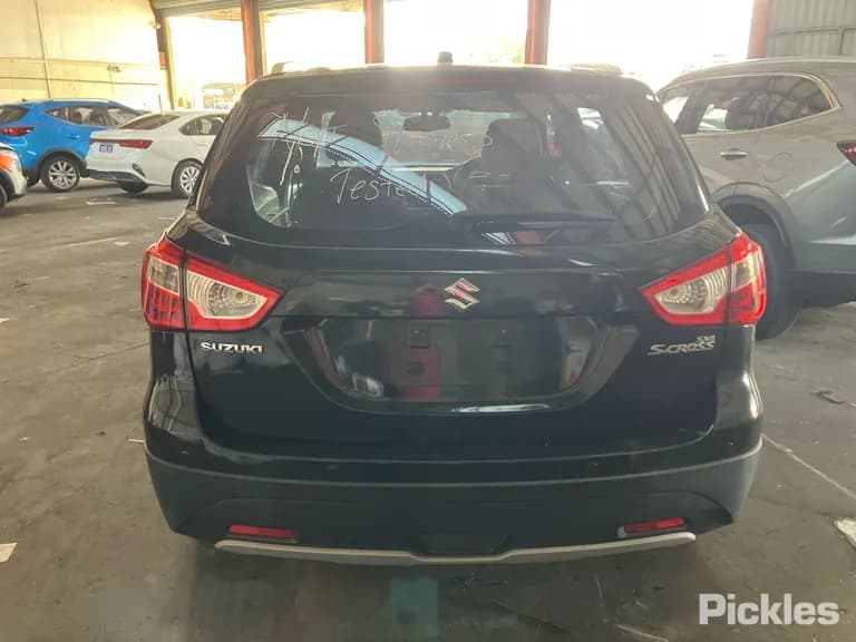 2014 Suzuki S-Cross Used VIN TSMJYA22S00164446 – interior seats 2014 Suzuki S-Cross Used VIN TSMJYA22S00164446 – interior seats