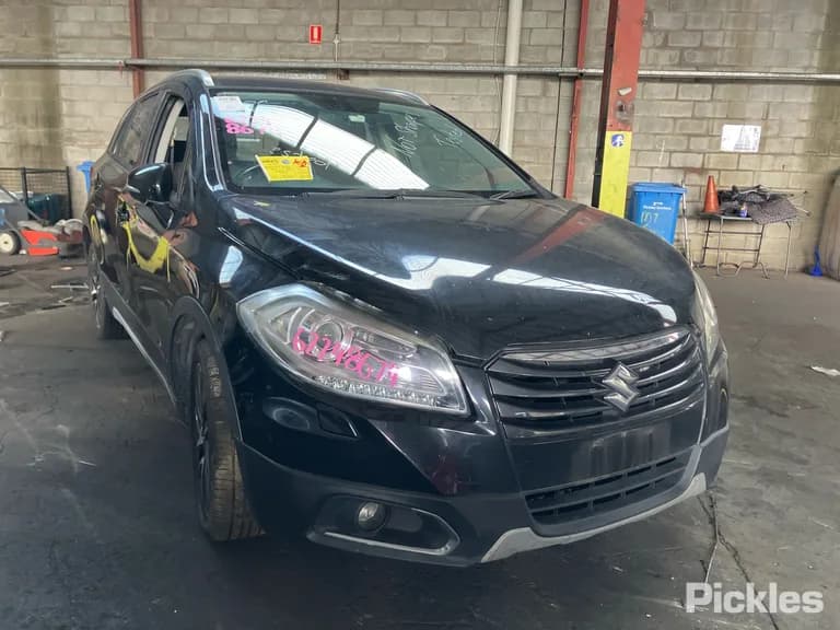 2014 Suzuki S-Cross Used VIN TSMJYA22S00164446 – photo 19 2014 Suzuki S-Cross Used VIN TSMJYA22S00164446 – photo 19