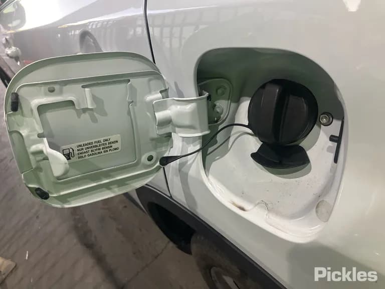 2022 Suzuki Vitara Used VIN TSMLYD21S00B08106 – odometer reading 2022 Suzuki Vitara Used VIN TSMLYD21S00B08106 – odometer reading