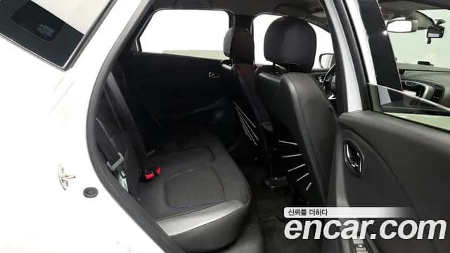 2017 Renault QM3 RE Signature Sold VIN VF12RGJ1DHW704050 – photo 12 2017 Renault QM3 RE Signature Sold VIN VF12RGJ1DHW704050 – photo 12