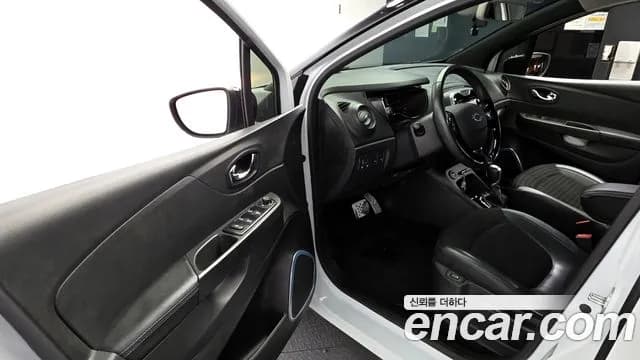 2017 Renault QM3 RE Signature Sold VIN VF12RGJ1DHW704050 – photo 16 2017 Renault QM3 RE Signature Sold VIN VF12RGJ1DHW704050 – photo 16