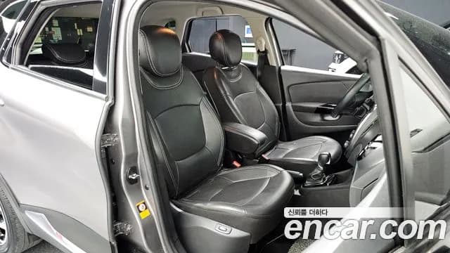 2017 Renault QM3 RE Sold VIN VF12RGJ1DHW766383 – exterior detail 2017 Renault QM3 RE Sold VIN VF12RGJ1DHW766383 – exterior detail