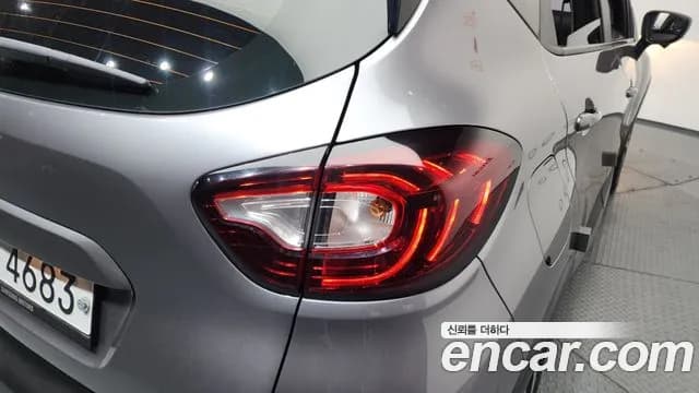 2018 Renault New QM3 LE Sold VIN VF12RS01AJW021038 – engine bay 2018 Renault New QM3 LE Sold VIN VF12RS01AJW021038 – engine bay