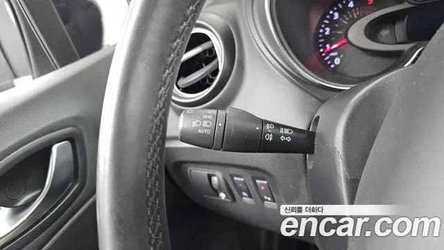 2018 Renault New QM3 RE Sold VIN VF12RS01AJW931060 – interior seats 2018 Renault New QM3 RE Sold VIN VF12RS01AJW931060 – interior seats