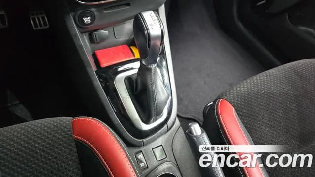 2018 Renault Clio Intens Sold VIN VF15RBJ0DJR024915 – engine bay 2018 Renault Clio Intens Sold VIN VF15RBJ0DJR024915 – engine bay