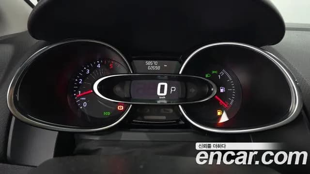 2018 Renault Clio Intens Sold VIN VF15RBJ0DJR024915 – odometer reading 2018 Renault Clio Intens Sold VIN VF15RBJ0DJR024915 – odometer reading