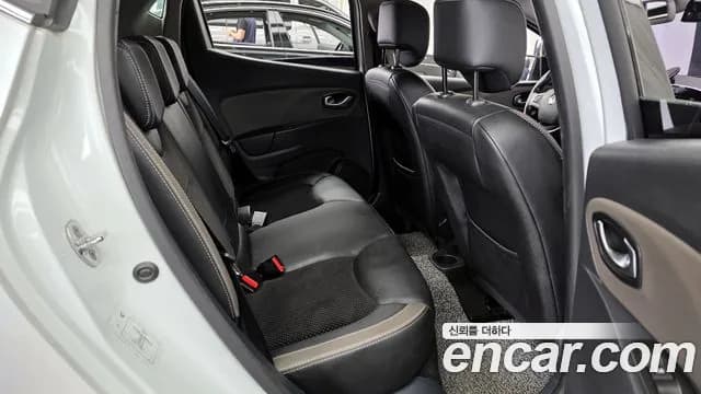 2018 Renault Clio Intens Sold VIN VF15RBJ0DJR445678 – side profile 2018 Renault Clio Intens Sold VIN VF15RBJ0DJR445678 – side profile