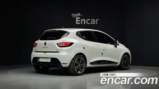 2018 Renault Clio Intens Sold VIN VF15RBJ0DJR445678 – photo 18 2018 Renault Clio Intens Sold VIN VF15RBJ0DJR445678 – photo 18