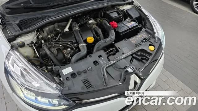 2018 Renault Clio Intens Sold VIN VF15RBJ0DJR445678 – photo 28 2018 Renault Clio Intens Sold VIN VF15RBJ0DJR445678 – photo 28