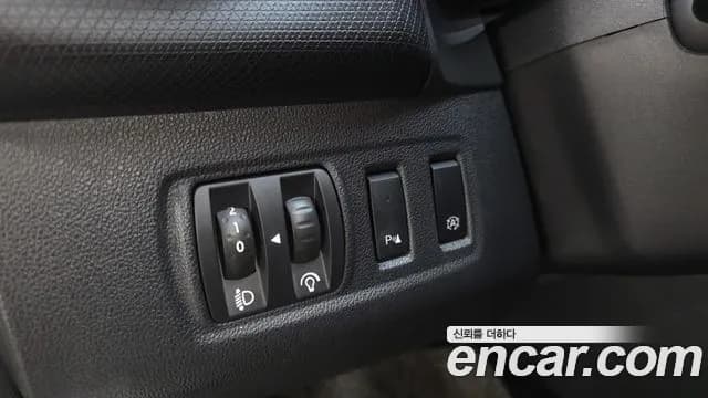 2018 Renault Clio ZEN Sold VIN VF15RBJ0DJR489326 – interior seats 2018 Renault Clio ZEN Sold VIN VF15RBJ0DJR489326 – interior seats