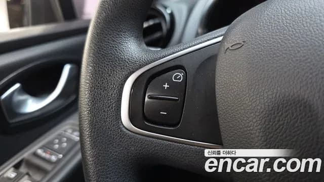 2018 Renault Clio ZEN Sold VIN VF15RBJ0DJR489326 – photo 13 2018 Renault Clio ZEN Sold VIN VF15RBJ0DJR489326 – photo 13
