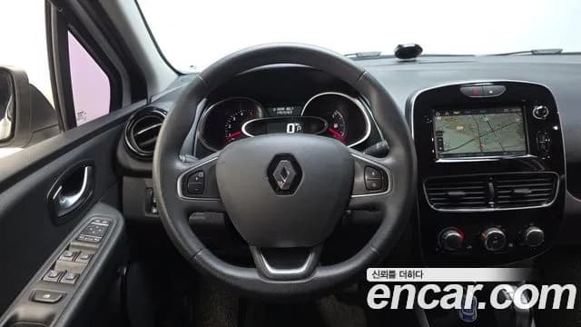 2018 Renault Clio ZEN Sold VIN VF15RBJ0DJR489326 – photo 14 2018 Renault Clio ZEN Sold VIN VF15RBJ0DJR489326 – photo 14