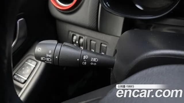 2018 Renault Clio Intens Sold VIN VF15RBJ0DJR504636 – photo 15 2018 Renault Clio Intens Sold VIN VF15RBJ0DJR504636 – photo 15