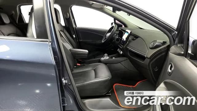 2020 Renault Zoe Intens Sold VIN VF1AG0005LF167213 – rear exterior 2020 Renault Zoe Intens Sold VIN VF1AG0005LF167213 – rear exterior