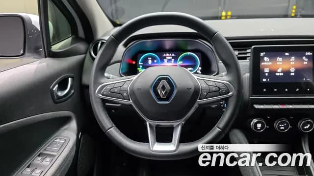 2021 Renault Zoe ZEN Sold VIN VF1AG0005MF448042 – front exterior 2021 Renault Zoe ZEN Sold VIN VF1AG0005MF448042 – front exterior