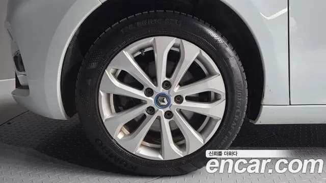 2021 Renault Zoe ZEN Sold VIN VF1AG0005MF448042 – photo 29 2021 Renault Zoe ZEN Sold VIN VF1AG0005MF448042 – photo 29