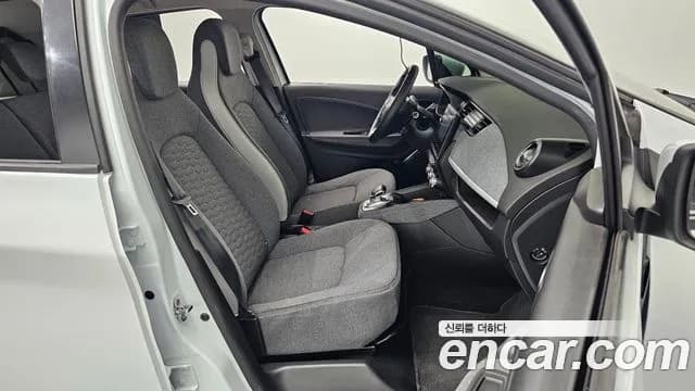 2021 Renault Zoe ZEN Sold VIN VF1AG0007MF448043 – interior seats 2021 Renault Zoe ZEN Sold VIN VF1AG0007MF448043 – interior seats