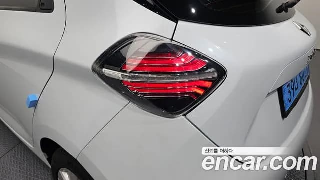 2021 Renault Zoe ZEN Sold VIN VF1AG0007MF448043 – photo 14 2021 Renault Zoe ZEN Sold VIN VF1AG0007MF448043 – photo 14