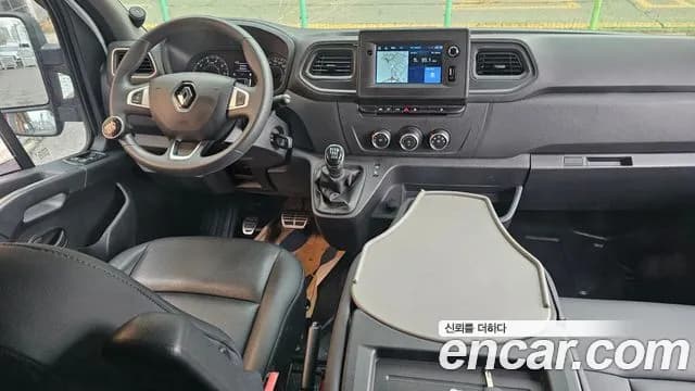 2020 Renault Master 2.3 Van S Sold VIN VF1MA0001LB501937 – front exterior 2020 Renault Master 2.3 Van S Sold VIN VF1MA0001LB501937 – front exterior