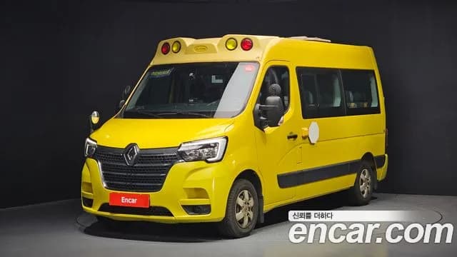 2020 Renault Master School Bus Sold VIN VF1ME0001LB279968 – front exterior 2020 Renault Master School Bus Sold VIN VF1ME0001LB279968 – front exterior