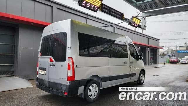 2019 Renault Master 2.3 13-Seater Sold VIN VF1ME0003KB031770 – photo 11 2019 Renault Master 2.3 13-Seater Sold VIN VF1ME0003KB031770 – photo 11