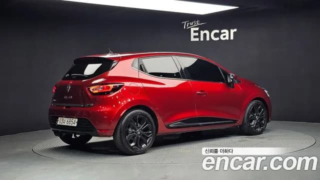 2019 Renault Clio Intens Panoramic Sold VIN VF1R98000KR736316 – photo 16 2019 Renault Clio Intens Panoramic Sold VIN VF1R98000KR736316 – photo 16