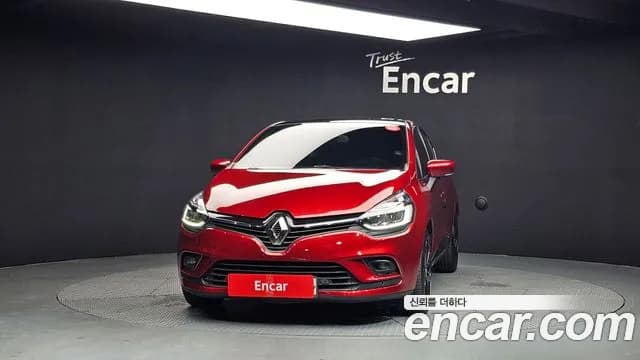 2019 Renault Clio Intens Panoramic Sold VIN VF1R98000KR736316 – photo 19 2019 Renault Clio Intens Panoramic Sold VIN VF1R98000KR736316 – photo 19