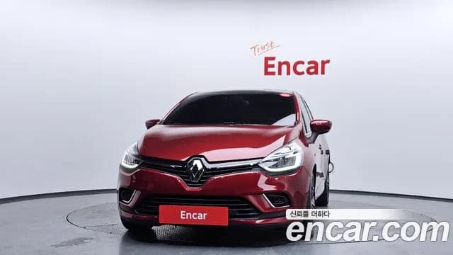 2019 Renault Clio Intens Panoramic Sold VIN VF1R98000KR736347 – photo 18 2019 Renault Clio Intens Panoramic Sold VIN VF1R98000KR736347 – photo 18