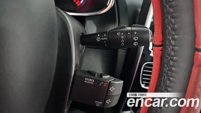 2019 Renault Clio Intens Panoramic Sold VIN VF1R98000KR736347 – photo 19 2019 Renault Clio Intens Panoramic Sold VIN VF1R98000KR736347 – photo 19