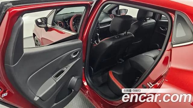 2019 Renault Clio Intens Panoramic Sold VIN VF1R98000KR736347 – photo 25 2019 Renault Clio Intens Panoramic Sold VIN VF1R98000KR736347 – photo 25