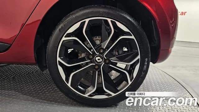 2019 Renault Clio Intens Panoramic Sold VIN VF1R98000KR736347 – photo 27 2019 Renault Clio Intens Panoramic Sold VIN VF1R98000KR736347 – photo 27