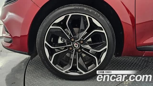 2019 Renault Clio Intens Panoramic Sold VIN VF1R98000KR736347 – photo 30 2019 Renault Clio Intens Panoramic Sold VIN VF1R98000KR736347 – photo 30