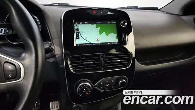 2019 Renault Clio Intens Panoramic Sold VIN VF1R98004KR930816 – odometer reading 2019 Renault Clio Intens Panoramic Sold VIN VF1R98004KR930816 – odometer reading
