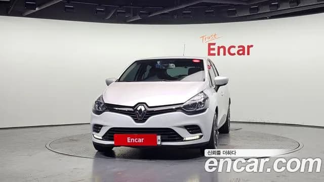 2019 Renault Clio ZEN Sold VIN VF1R98005KR904760 – photo 12 2019 Renault Clio ZEN Sold VIN VF1R98005KR904760 – photo 12