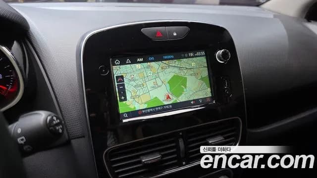 2019 Renault Clio Intens Panoramic Sold VIN VF1R9800XKR951315 – engine bay 2019 Renault Clio Intens Panoramic Sold VIN VF1R9800XKR951315 – engine bay