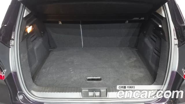2020 Renault Captur 1.3 TCe Edition Paris Sold VIN VF1RJB000LW308138 – trunk area 2020 Renault Captur 1.3 TCe Edition Paris Sold VIN VF1RJB000LW308138 – trunk area
