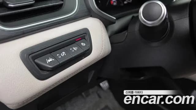 2020 Renault Captur 1.3 TCe Edition Paris Sold VIN VF1RJB00XLW664838 – rear exterior 2020 Renault Captur 1.3 TCe Edition Paris Sold VIN VF1RJB00XLW664838 – rear exterior
