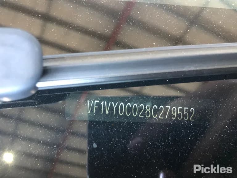 null Used VIN VF1VY0C028C279552 – odometer reading null Used VIN VF1VY0C028C279552 – odometer reading