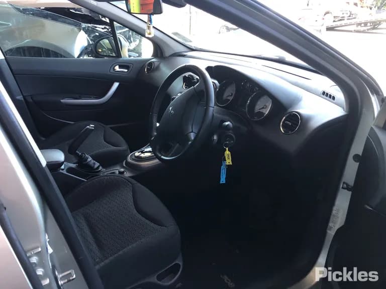 2008 Peugeot 308 Used VIN VF34HRHRJ55221495 – photo 24 2008 Peugeot 308 Used VIN VF34HRHRJ55221495 – photo 24