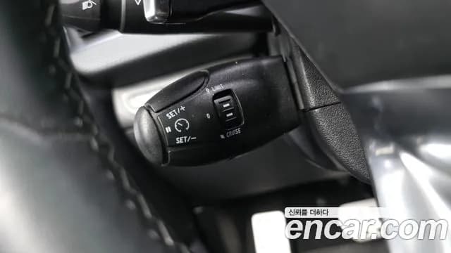 2017 Peugeot 2008 1.6 BlueHDi Feline Sold VIN VF3CUBHYMHY000986 – trunk area 2017 Peugeot 2008 1.6 BlueHDi Feline Sold VIN VF3CUBHYMHY000986 – trunk area