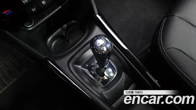 2017 Peugeot 2008 1.6 BlueHDi Feline Sold VIN VF3CUBHYMHY000986 – photo 24 2017 Peugeot 2008 1.6 BlueHDi Feline Sold VIN VF3CUBHYMHY000986 – photo 24