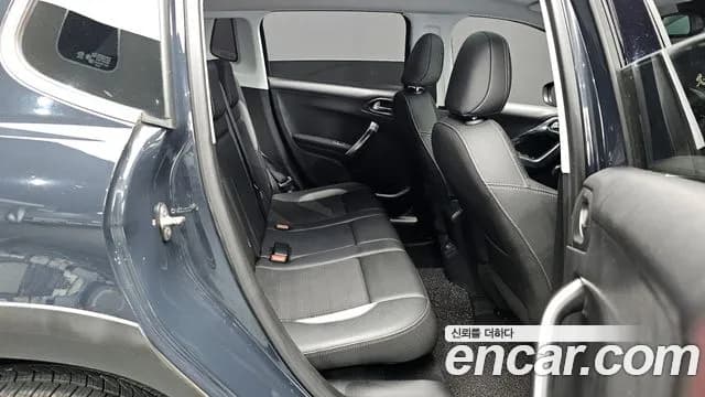 2017 Peugeot 2008 1.6 BlueHDi Allure GC Sold VIN VF3CUBHYMHY002768 – exterior detail 2017 Peugeot 2008 1.6 BlueHDi Allure GC Sold VIN VF3CUBHYMHY002768 – exterior detail