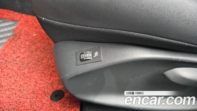 2019 Peugeot 2008 1.5 BlueHDi Allure Sold VIN VF3CUYHXNKY002240 – trunk area 2019 Peugeot 2008 1.5 BlueHDi Allure Sold VIN VF3CUYHXNKY002240 – trunk area