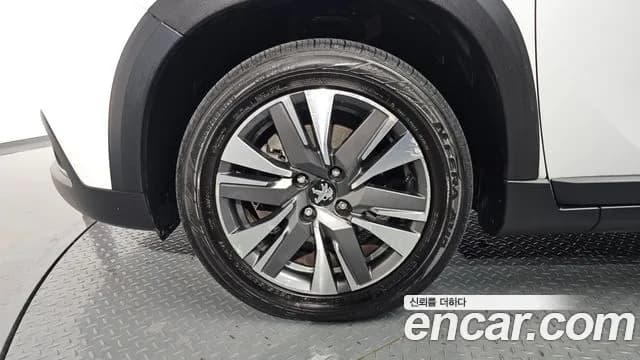 2019 Peugeot 2008 1.5 BlueHDi Allure Sold VIN VF3CUYHXNKY002240 – photo 12 2019 Peugeot 2008 1.5 BlueHDi Allure Sold VIN VF3CUYHXNKY002240 – photo 12