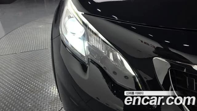 2019 Peugeot 2008 1.5 BlueHDi Allure Sold VIN VF3CUYHXNKY003827 – interior seats 2019 Peugeot 2008 1.5 BlueHDi Allure Sold VIN VF3CUYHXNKY003827 – interior seats