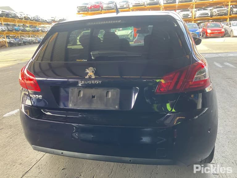 2015 Peugeot 308 Used VIN VF3L35GXVES266274 – photo 20 2015 Peugeot 308 Used VIN VF3L35GXVES266274 – photo 20
