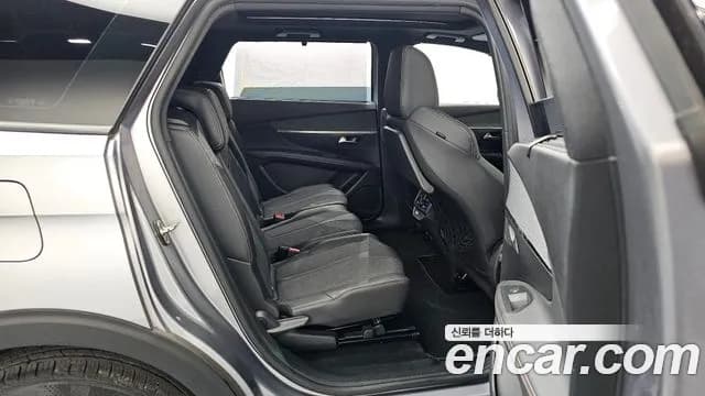 2018 Peugeot 5008 2nd Gen 1.6 BlueHDi GT Line Sold VIN VF3MCBHZWJL015011 – interior seats 2018 Peugeot 5008 2nd Gen 1.6 BlueHDi GT Line Sold VIN VF3MCBHZWJL015011 – interior seats