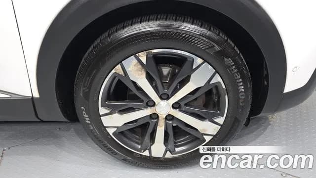 2019 Peugeot 3008 2nd Gen 1.5 BlueHDi Allure Sold VIN VF3MCYHZRKS032814 – trunk area 2019 Peugeot 3008 2nd Gen 1.5 BlueHDi Allure Sold VIN VF3MCYHZRKS032814 – trunk area
