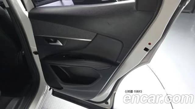 2019 Peugeot 3008 2nd Gen 1.5 BlueHDi Allure Sold VIN VF3MCYHZRKS032814 – photo 12 2019 Peugeot 3008 2nd Gen 1.5 BlueHDi Allure Sold VIN VF3MCYHZRKS032814 – photo 12